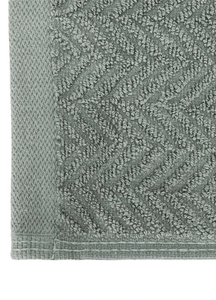 4772013435570